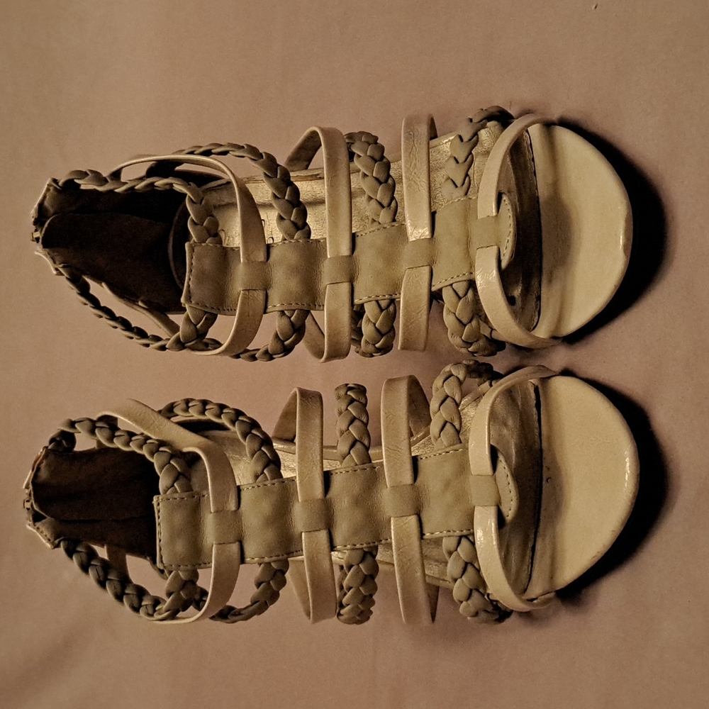 Qupid heels, 8 1/2, white